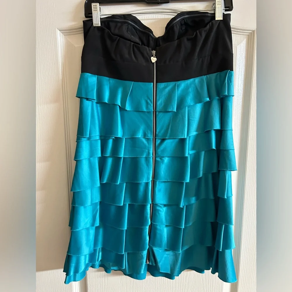 Tea F Homecoming/Prom/Formal Dress - Picture 4 of 4